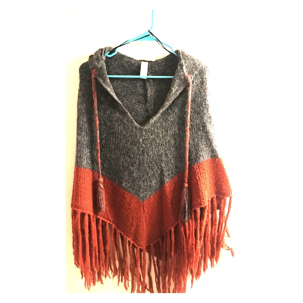 H&M Fringed Poncho/Shawl